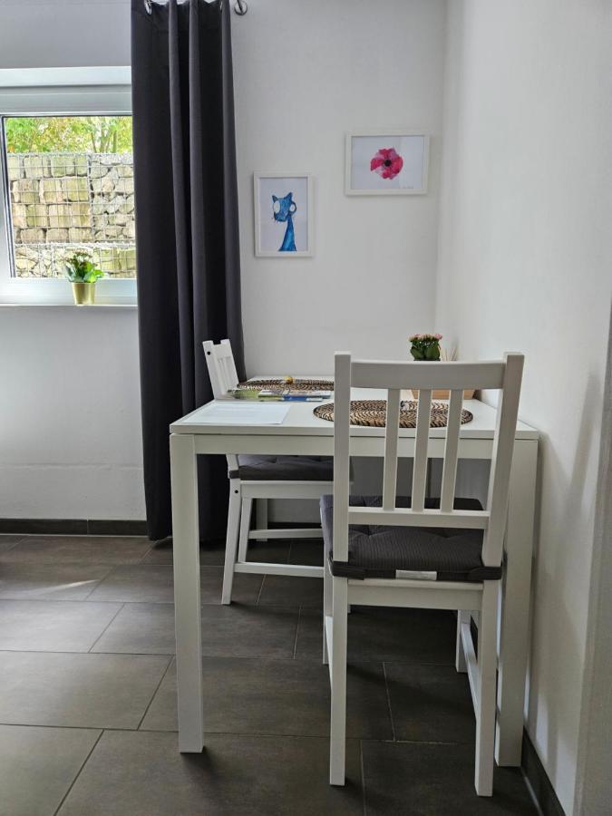 Gemuetliche Wohnung In Ruhigem Wohngebiet Aschaffenburg Luaran gambar